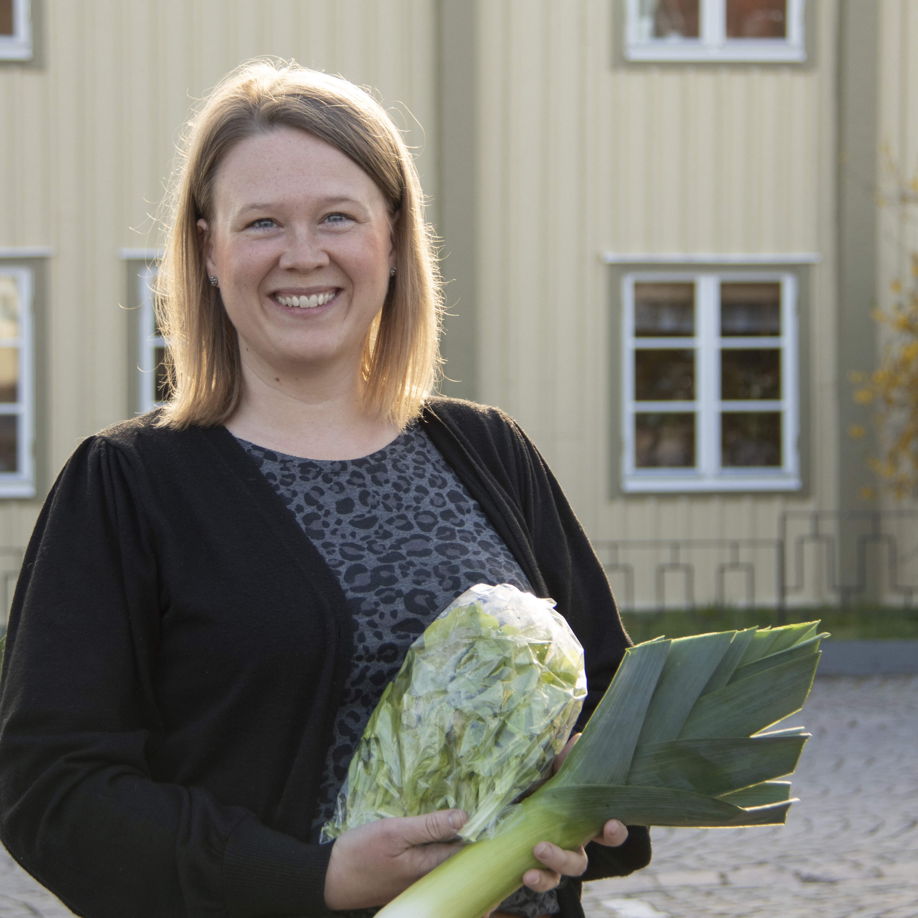 Ida Goldstrand odlar ekologiskt i Kråkebäck och säljer sitt överskott på REKO-ring Mönsterås.