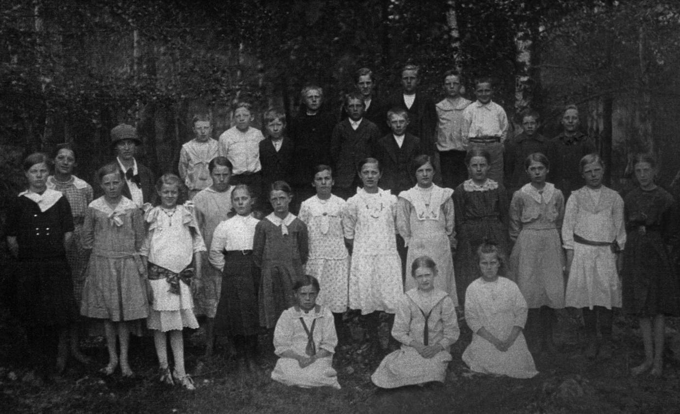 Häradsbäcks skola omkring 1920