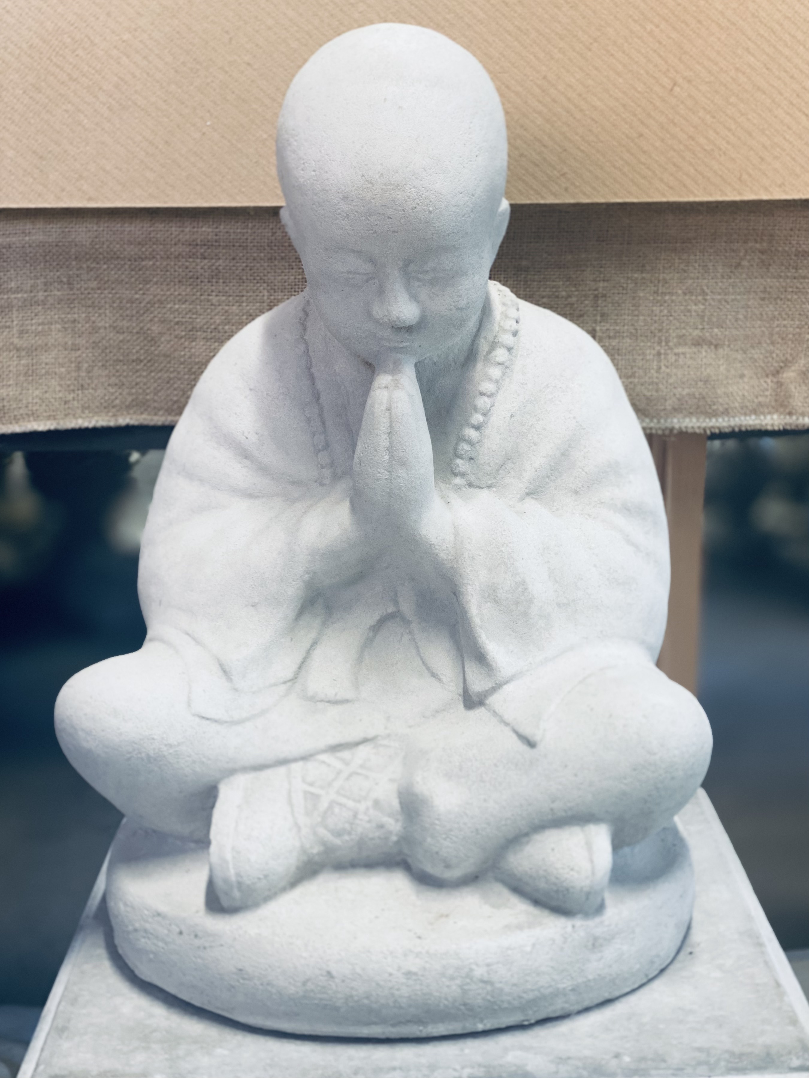 "Buddha", H: 45 cm, V: 47 kg