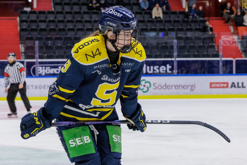 Södertälje föll tungt hemma mot HV71.