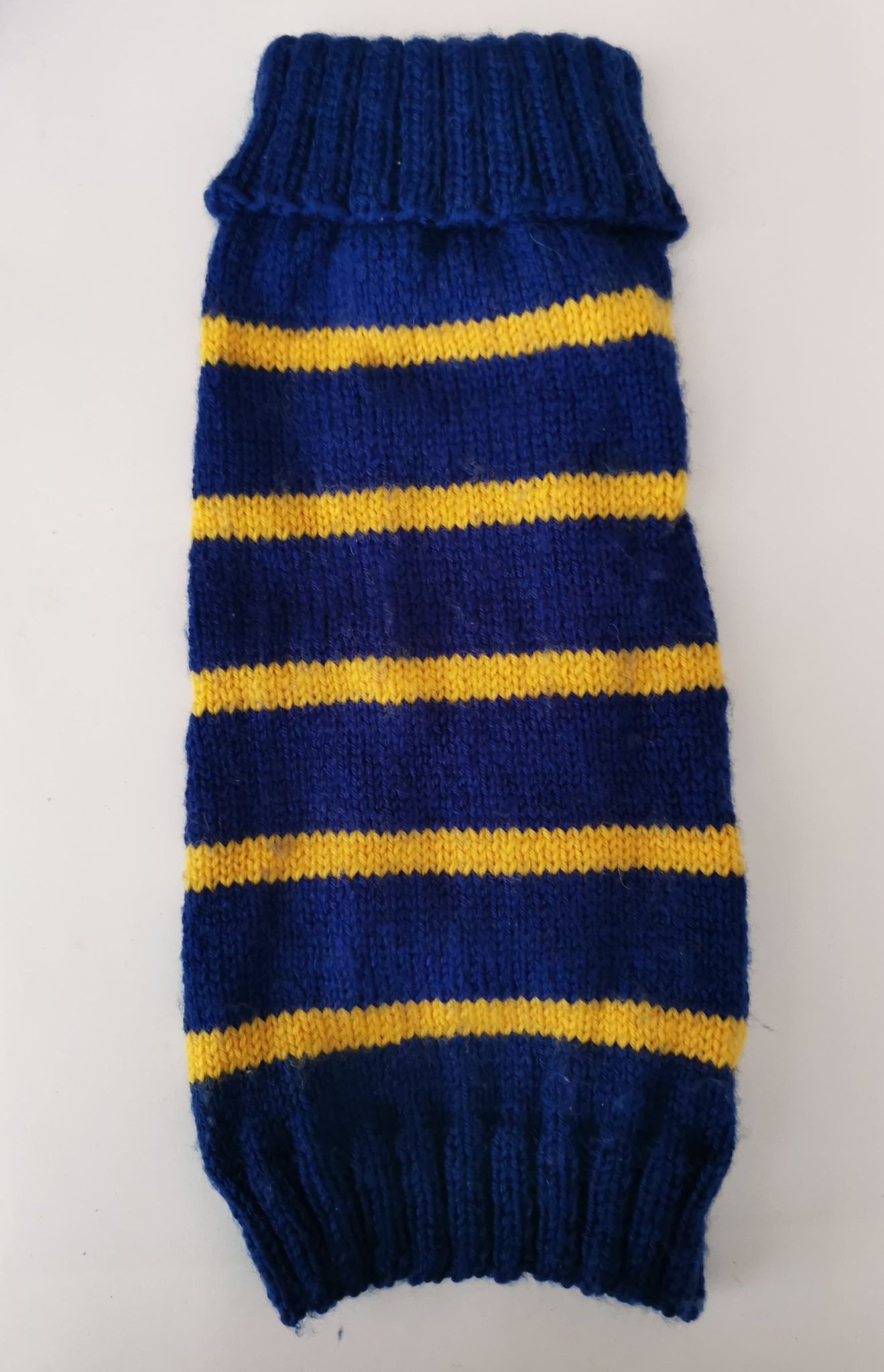 Handstickad tröja Ull-garn blå/gul 32 cm