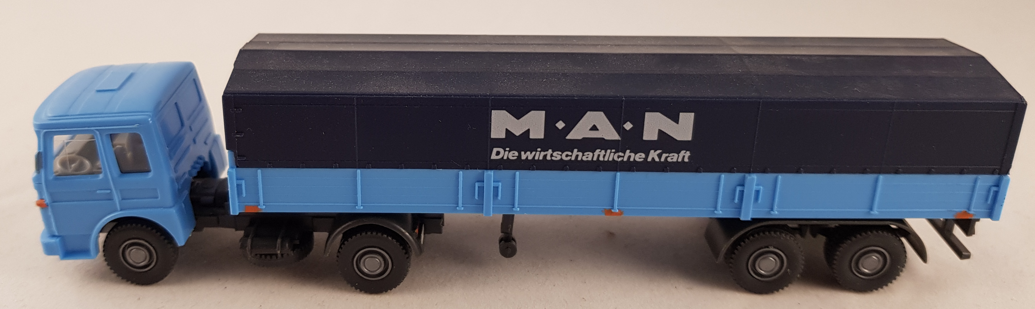 Wiking Dragbil med trailer MAN, SH0292, skala H0, K24