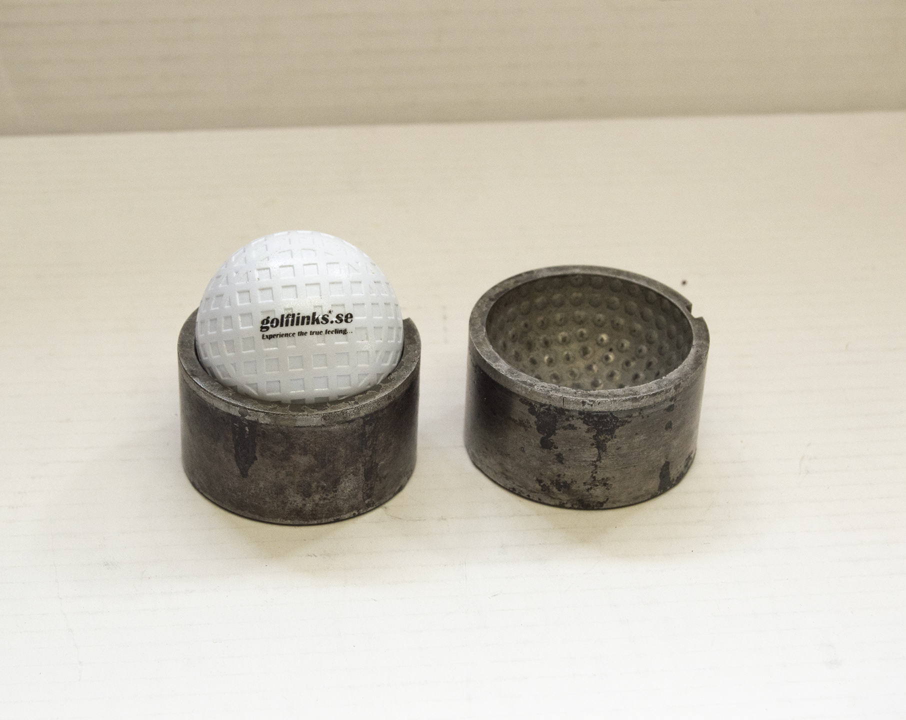 Ace Worthington golf ball mold, Grey