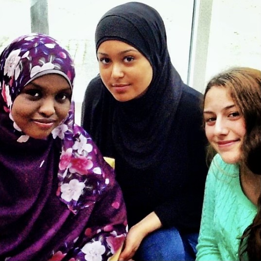 9-13 åriga tjejer från världens alla hörn berättade sin historia