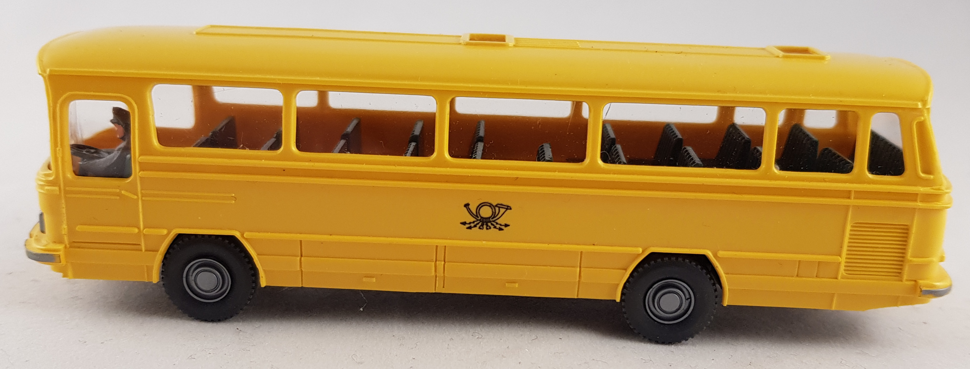 Wiking Buss Mercedes Deutsche Post, SH0210, skala H0, K21