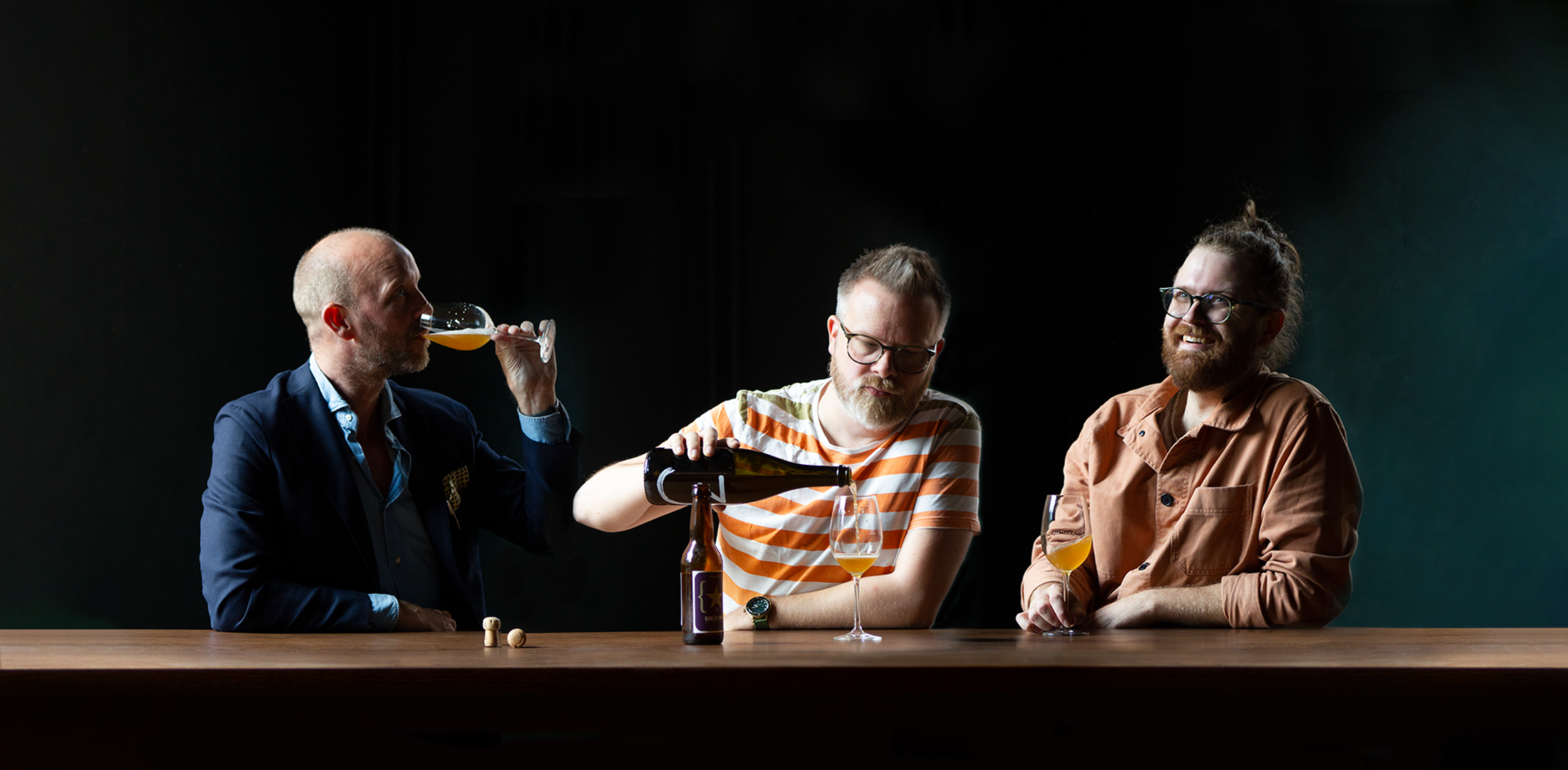 Henrik Scander, Victor Dahlberg & Alexander Bäckman är författare på Grenadine Bokförlag.