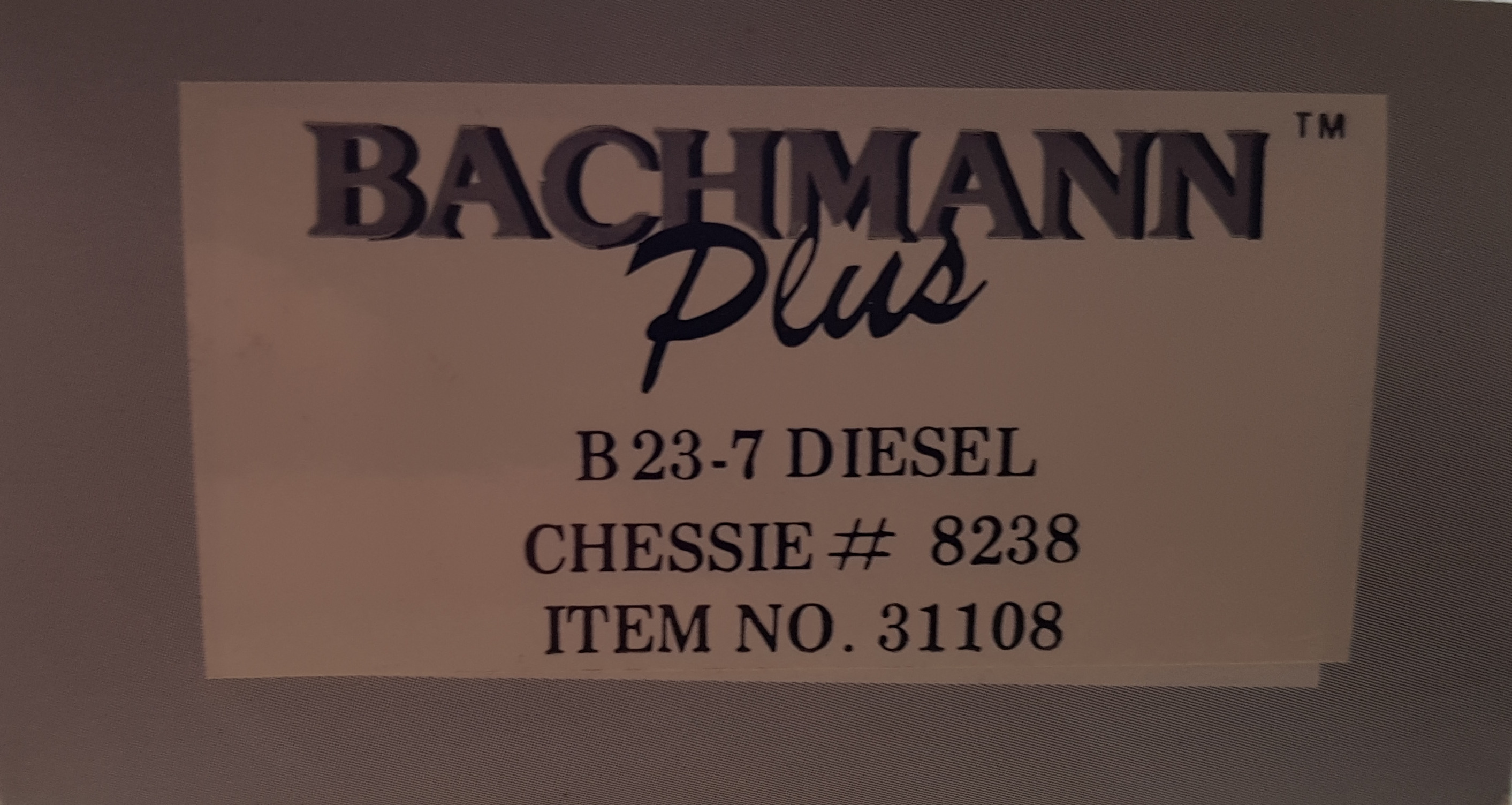 Bachmann Plus 31108 Diesellok B23-7 "Chessie System", Amerikanskt, skala H0, EJ PROVKÖRT