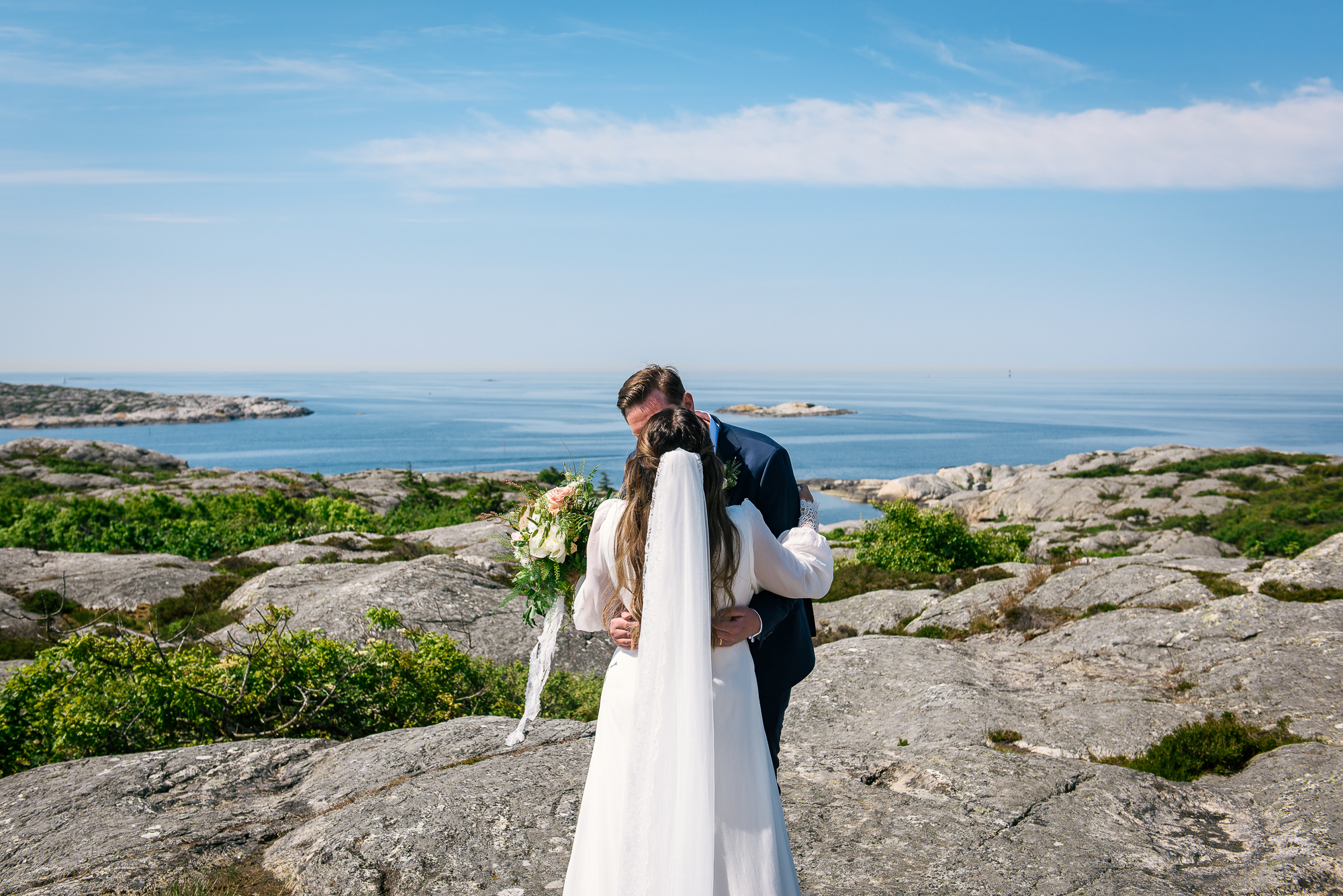Marstrand, bröllop marstrand, klippor västkusten, kyss