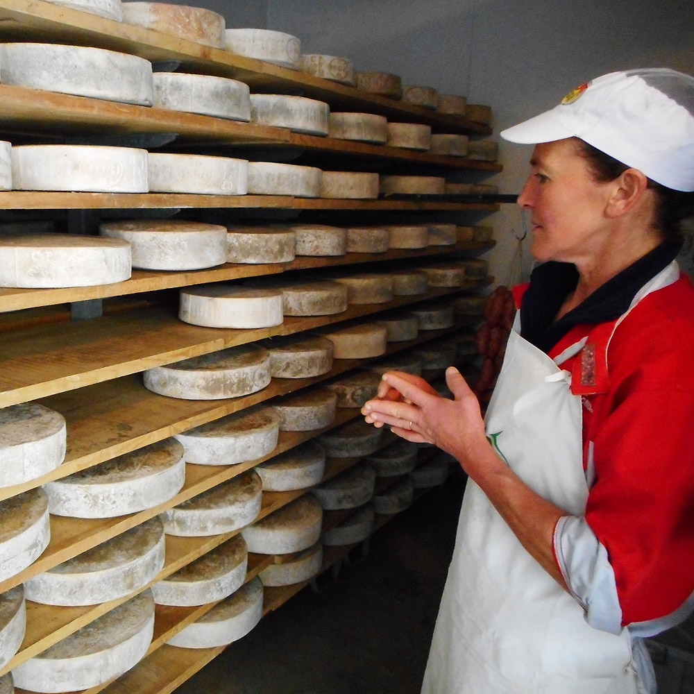 Gilda och hennes familj producerar ost i dalgången Val Brembana