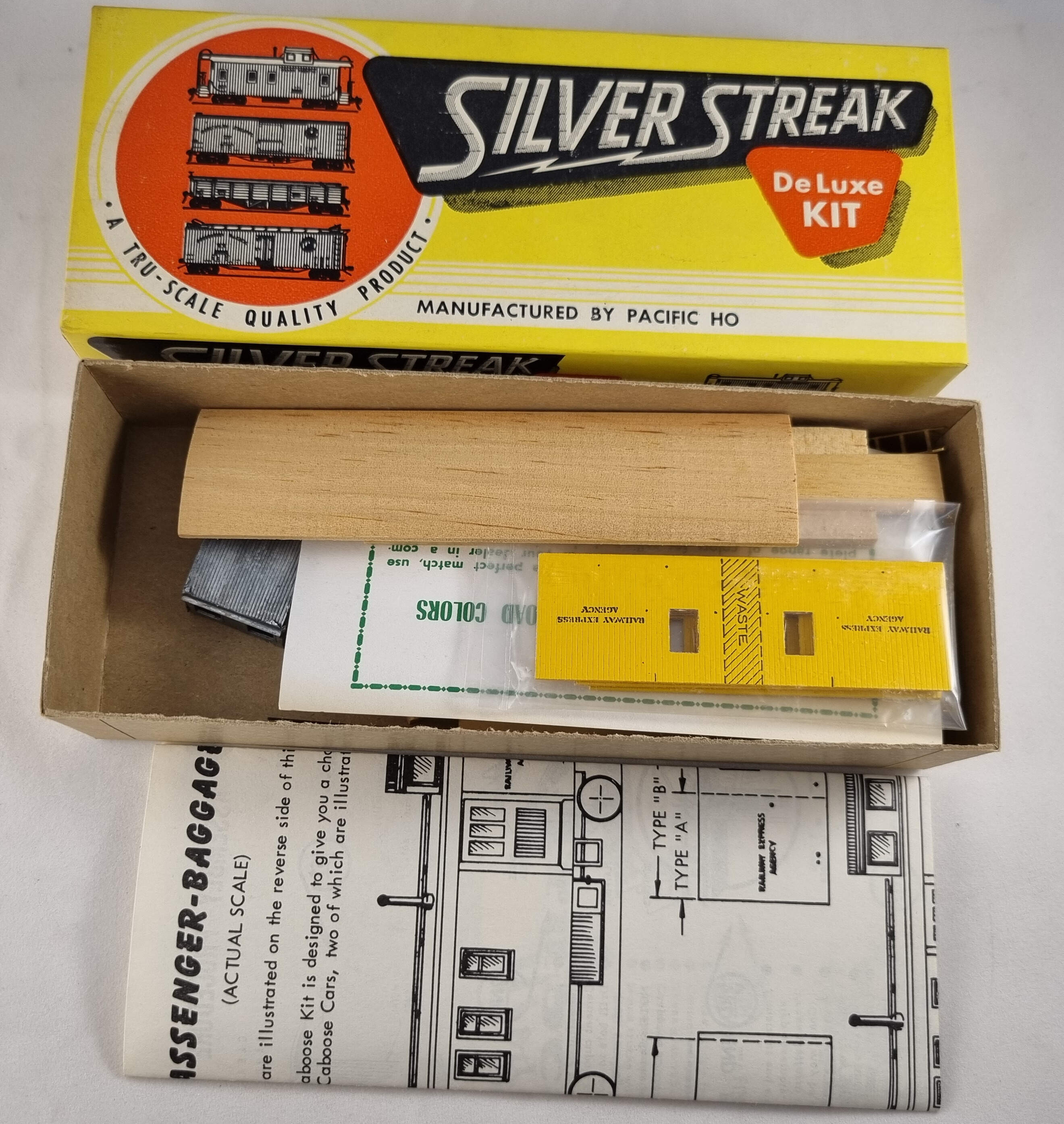Silver Streak S108-425 Byggsats Caboose, skala H0