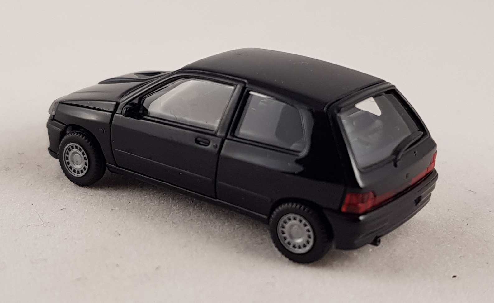 Herpa 021364 Renault Clio 16V, skala H0