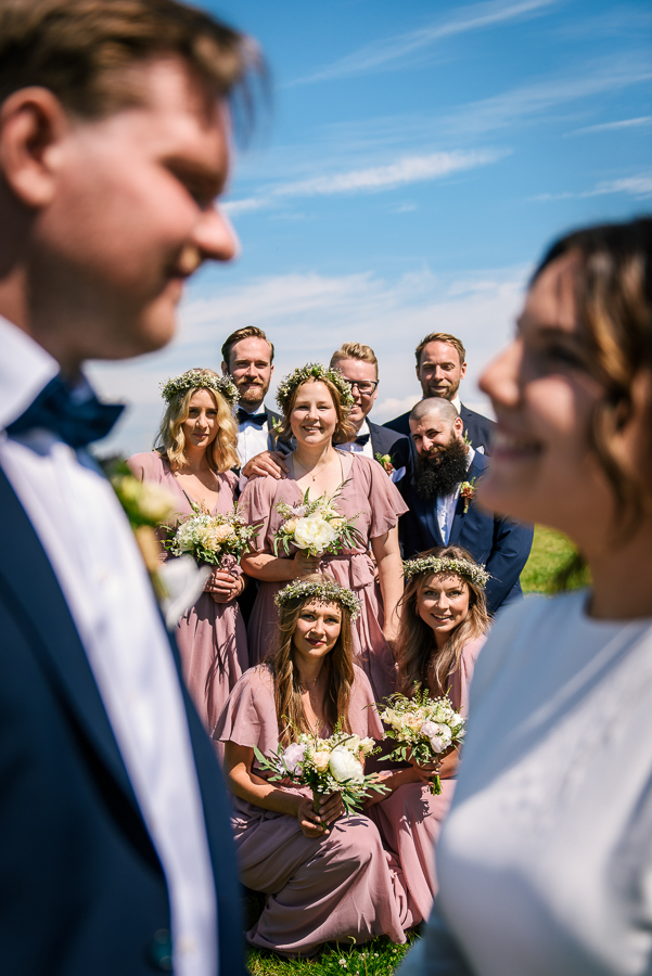 Bröllop Marstrand brudpar och följe