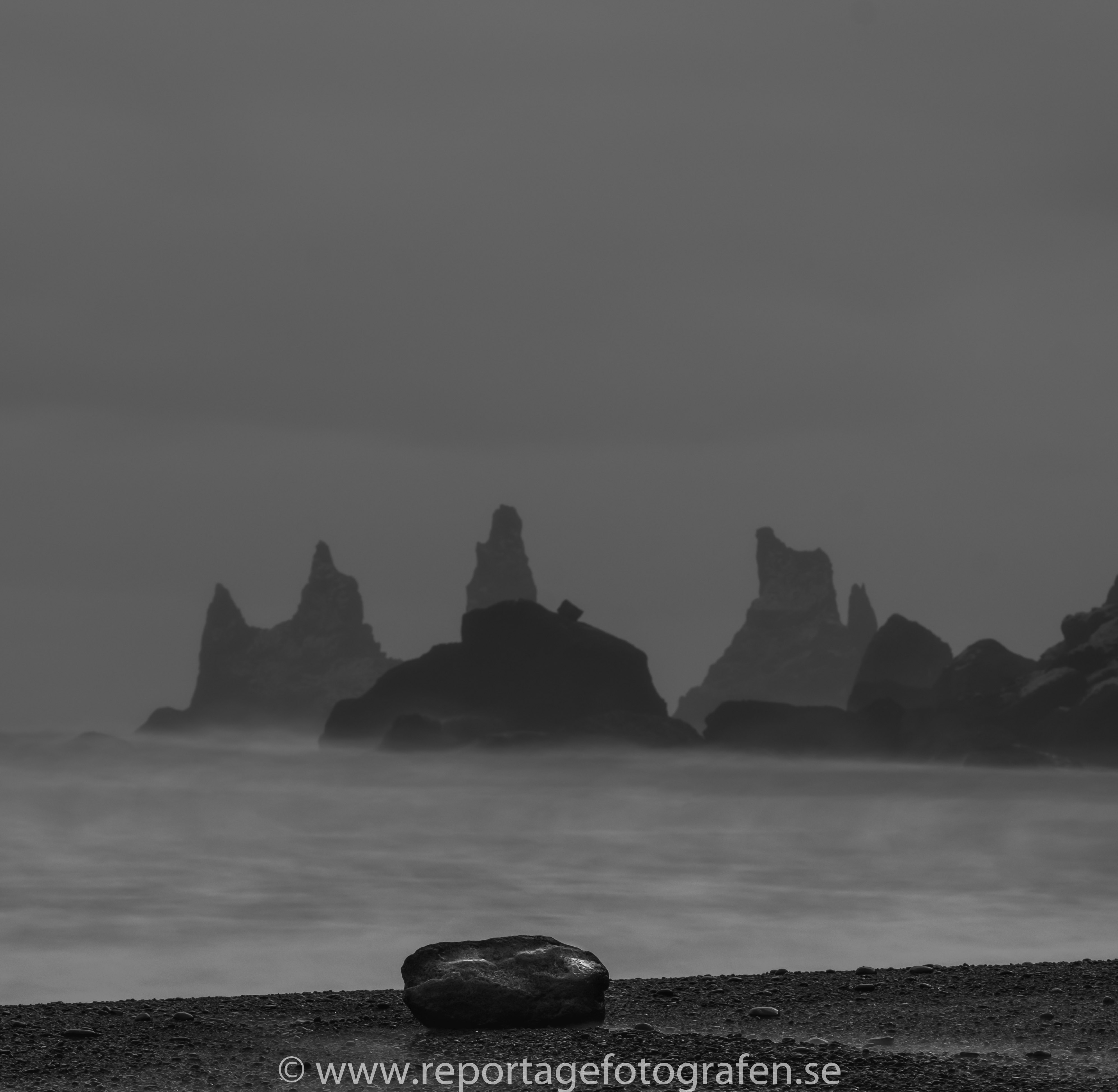 Iceland Black Sand beach 0547