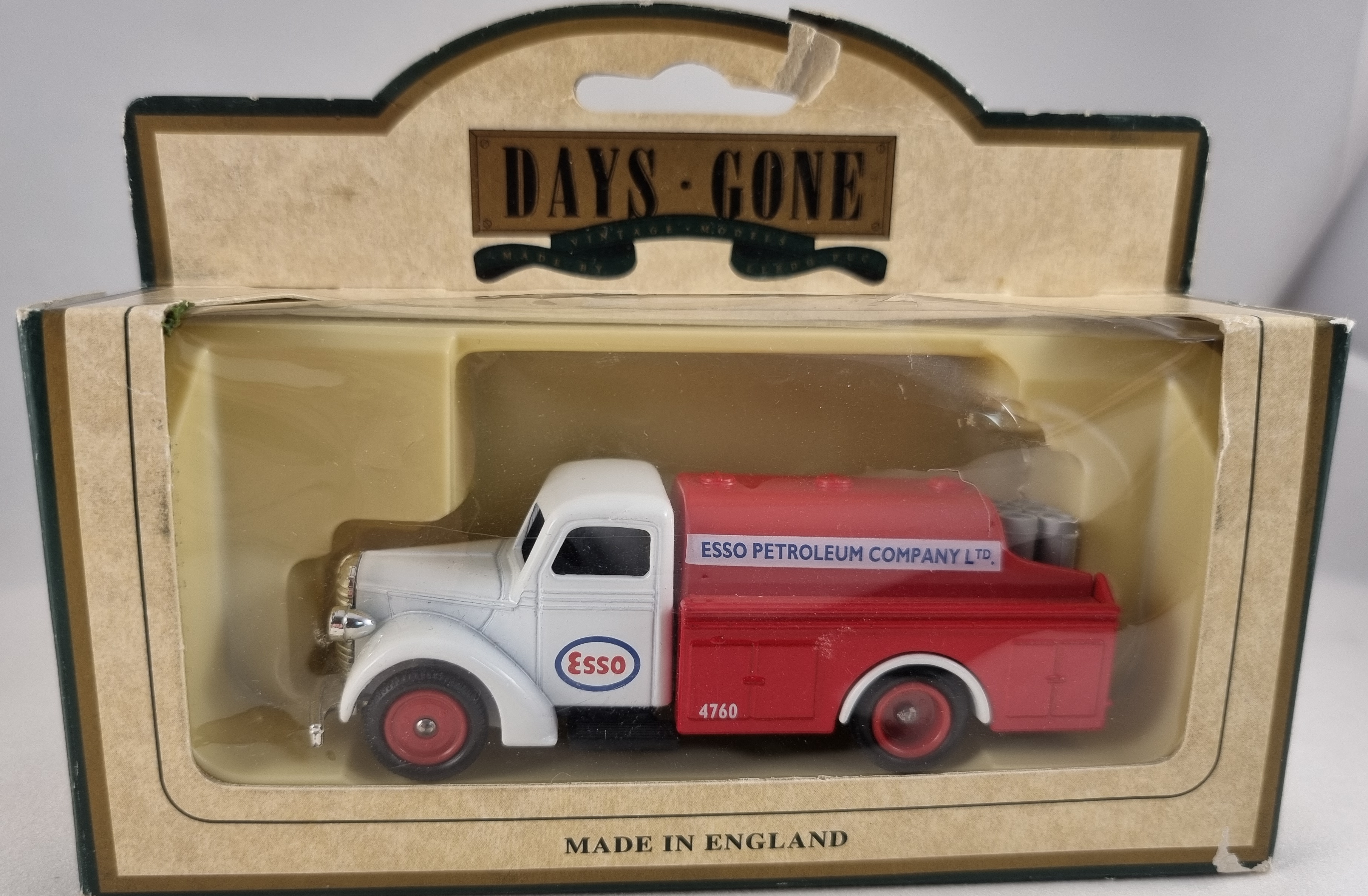 DDays-Gone 57001, Ford tankbil, Skala 1:43