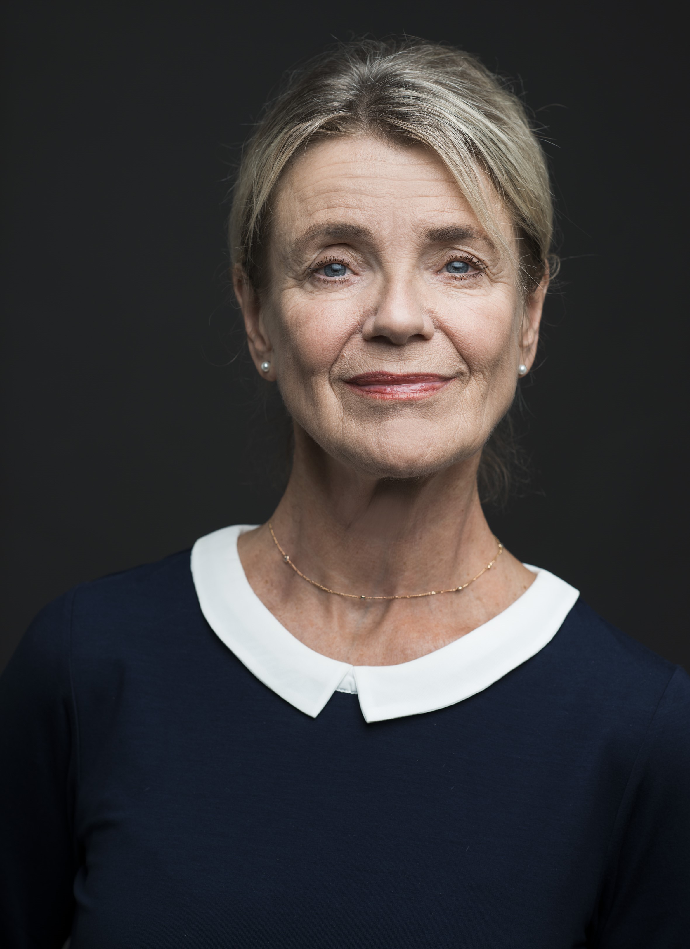Porträttfoto på Stina Ekblad