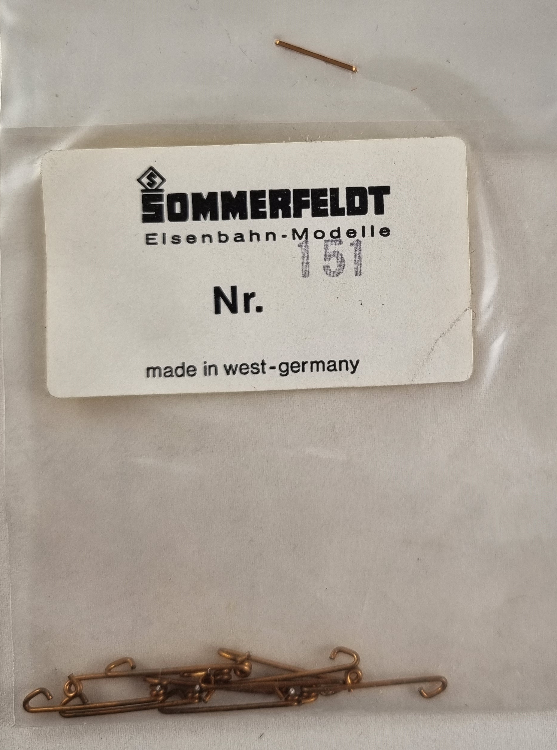 Sommerfeldt 151, Hållare för luftledning, Skala H0, K53 H4
